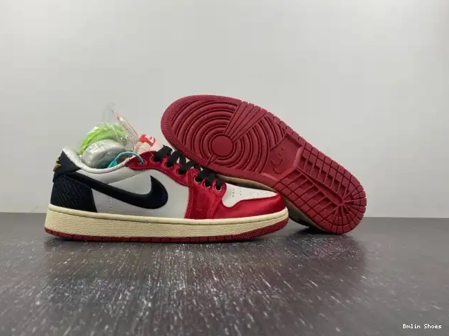 Bmlin FN0432-017 Jordan 1 OG Air Home Low Trophy x Room 0612